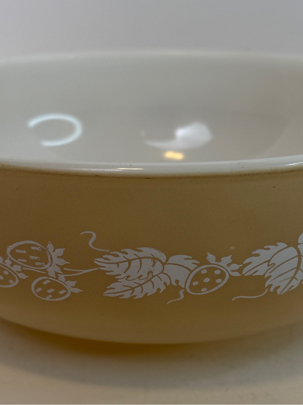 Vintage Pyrex “Berries” casserole dish